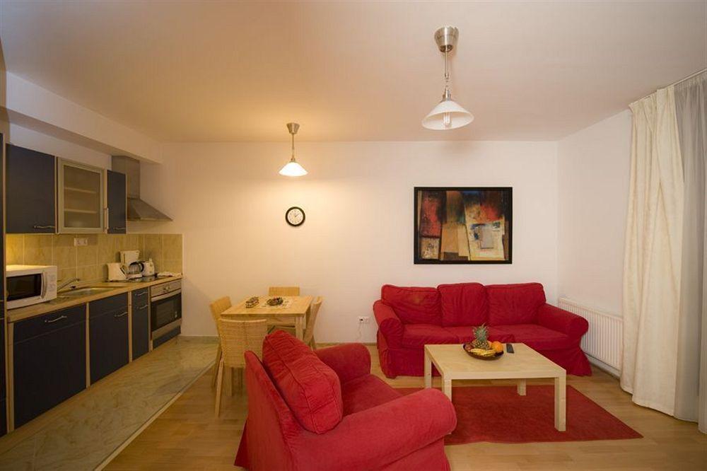Aboriginal Budapest Apartments Exteriör bild