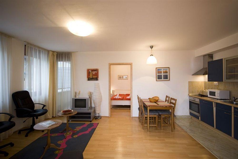 Aboriginal Budapest Apartments Exteriör bild